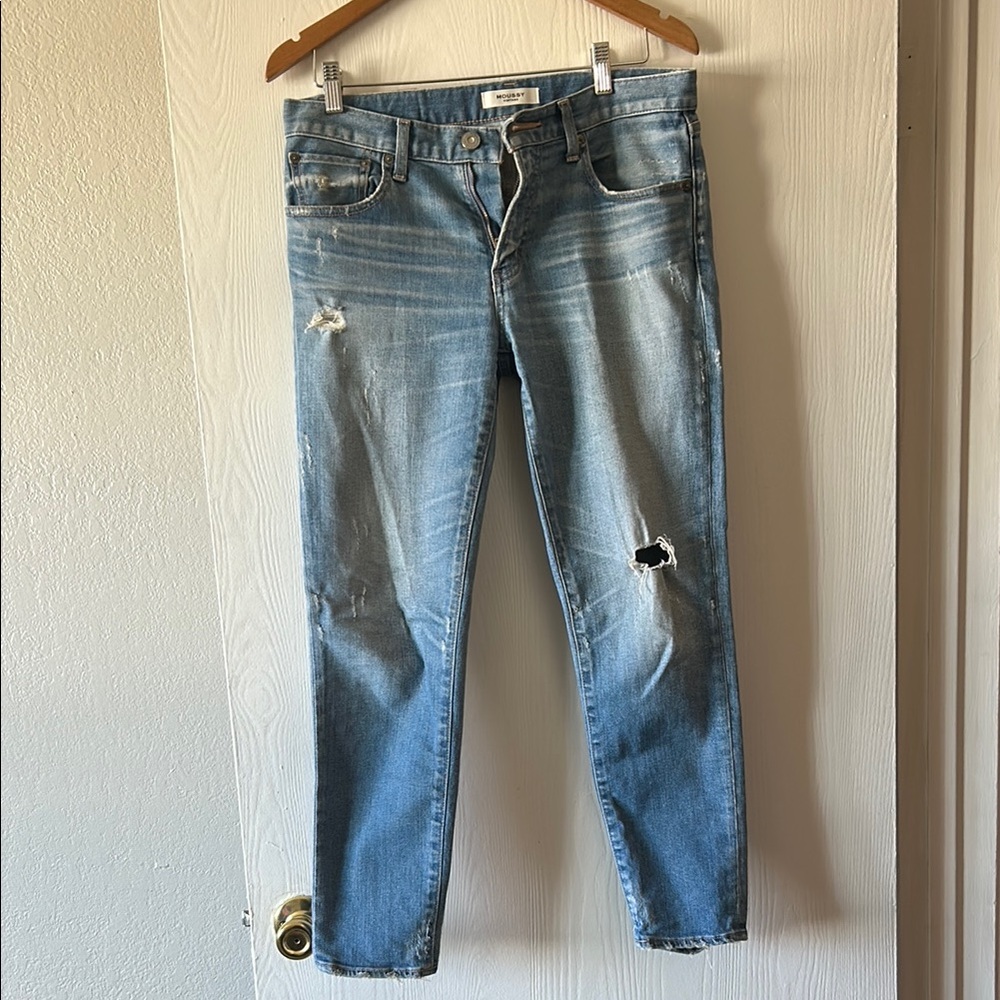 Moussy Blue Skinny Jeans Distressed Relaxed Fit Light Wash